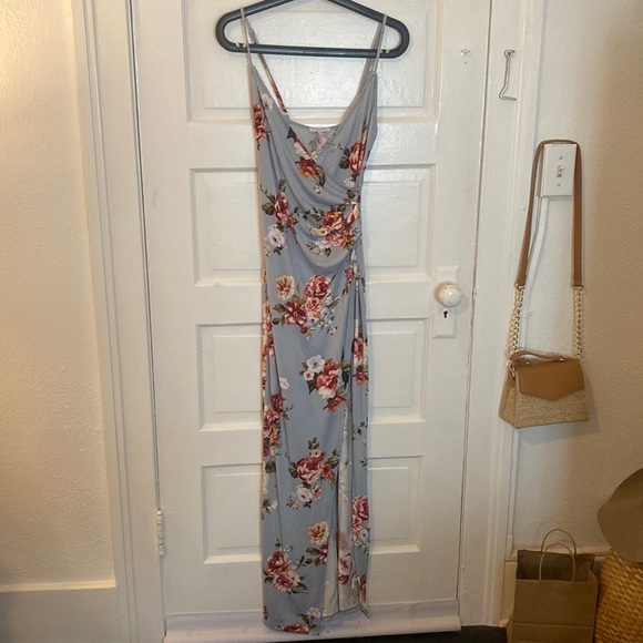 blashe Dresses & Skirts - Flower dress from Blashe, size S
